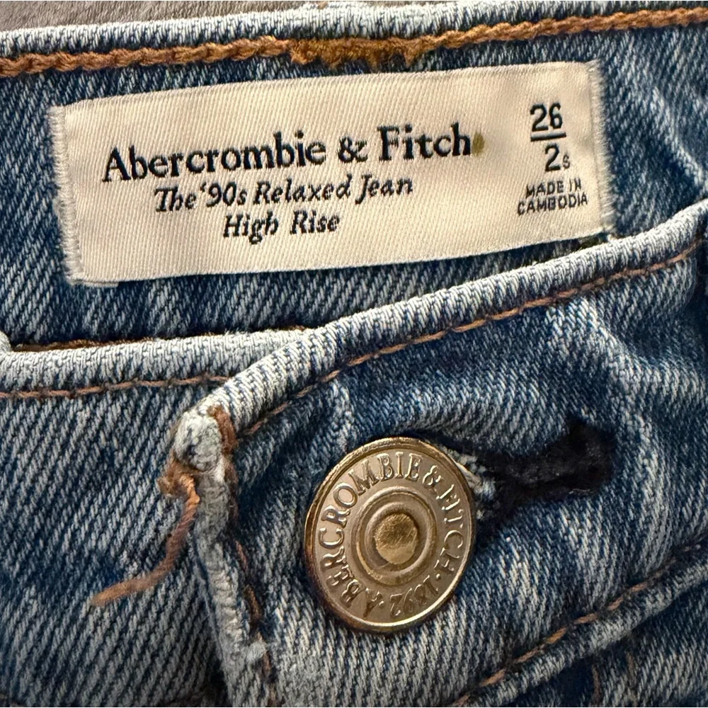 Abercrombie & Fitch Jeans Womens 26 2 Short 90s Relaxed High Rise - Picture 6 of 8